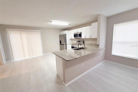 Villa ou maison à vendre à Orlando, Floride: 3 chambres, 156.45 m2 № 2212516 - photo 6