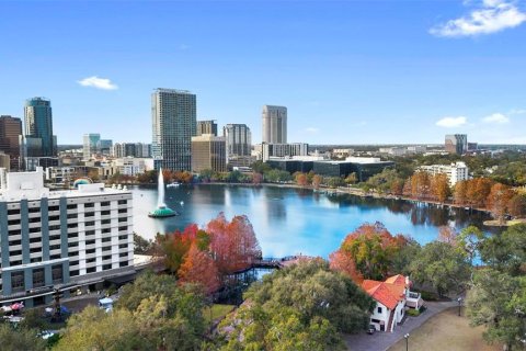 Condominio en venta en Orlando, Florida, 2 dormitorios, 121.14 m2 № 1725790 - foto 28
