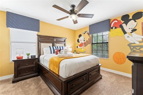 House in Davenport, Florida 8 bedrooms, 363.15 sq.m. № 1405398 - photo 6