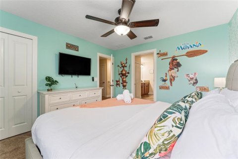 House in Davenport, Florida 8 bedrooms, 363.15 sq.m. № 1405398 - photo 13