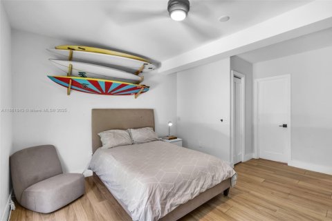 House in Key Biscayne, Florida 5 bedrooms № 2013252 - photo 30