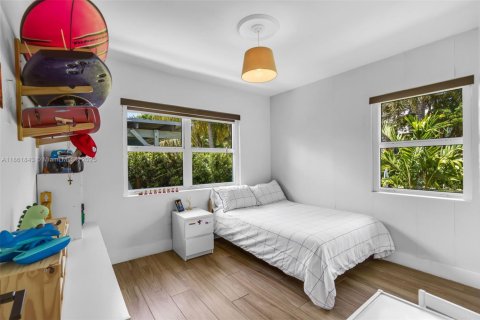 House in Key Biscayne, Florida 5 bedrooms № 2013252 - photo 28