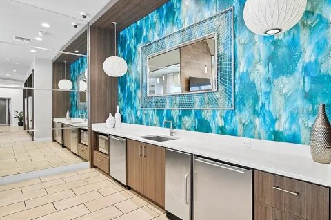 Apartamento en alquiler en Sarasota, Florida, 2 dormitorios, 101.73 m2 № 1913051 - foto 4