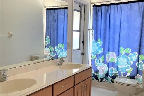 Villa ou maison à louer à Orlando, Floride: 4 chambres, 245.82 m2 № 2117454 - photo 23