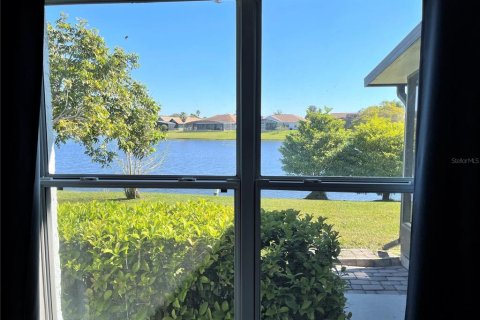 Villa ou maison à louer à Orlando, Floride: 4 chambres, 245.82 m2 № 2117454 - photo 16