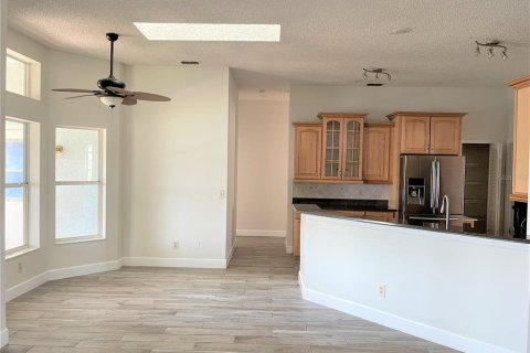 Villa ou maison à louer à Orlando, Floride: 4 chambres, 245.82 m2 № 2117454 - photo 12