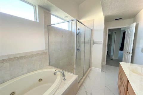 Villa ou maison à louer à Orlando, Floride: 4 chambres, 245.82 m2 № 2117454 - photo 18