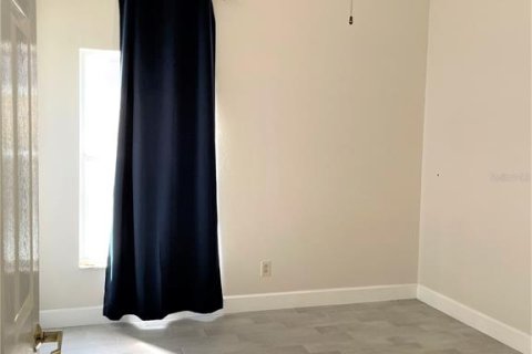 Villa ou maison à louer à Orlando, Floride: 4 chambres, 245.82 m2 № 2117454 - photo 19