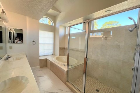 Villa ou maison à louer à Orlando, Floride: 4 chambres, 245.82 m2 № 2117454 - photo 17