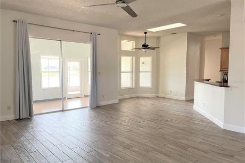 Villa ou maison à louer à Orlando, Floride: 4 chambres, 245.82 m2 № 2117454 - photo 10
