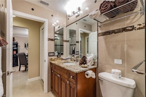 Снять в аренду квартиру в Кейп-Корал, Флорида 2 спальни, № 2004375 - фото 30