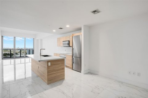 Купить кондоминиум в Норт-Майами-Бич, Флорида 1 спальня, 87.05м2, № 1956886 - фото 6