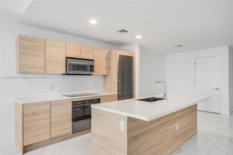 Купить кондоминиум в Норт-Майами-Бич, Флорида 1 спальня, 87.05м2, № 1956886 - фото 9