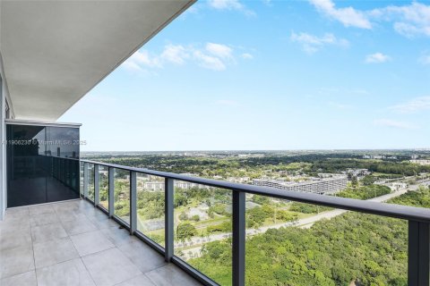 Купить кондоминиум в Норт-Майами-Бич, Флорида 1 спальня, 87.05м2, № 1956886 - фото 21