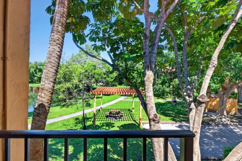 Condo in Plantation, Florida, 1 bedroom  № 2387936 - photo 2