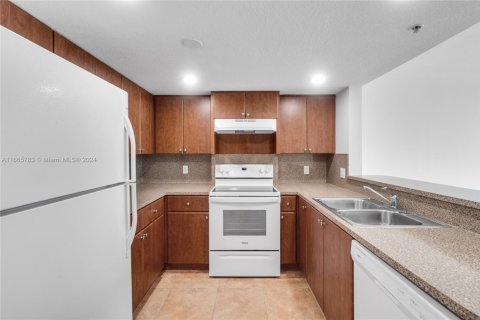 Condominio en venta en Miami, Florida, 1 dormitorio, 66.7 m2 № 2076988 - foto 7