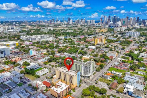 Condominio en venta en Miami, Florida, 1 dormitorio, 66.7 m2 № 2076988 - foto 22