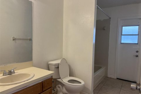 House in Orlando, Florida 4 bedrooms, 188.96 sq.m. № 1760576 - photo 21