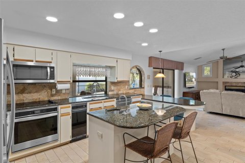 Villa ou maison à vendre à New Port Richey, Floride: 3 chambres, 208.47 m2 № 2142814 - photo 18