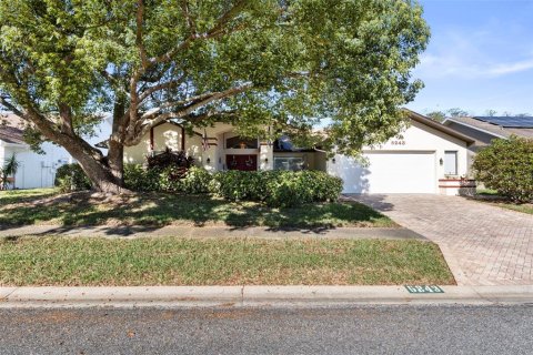 Villa ou maison à New Port Richey, Floride 3 chambres, 208.47 m2 № 2142814