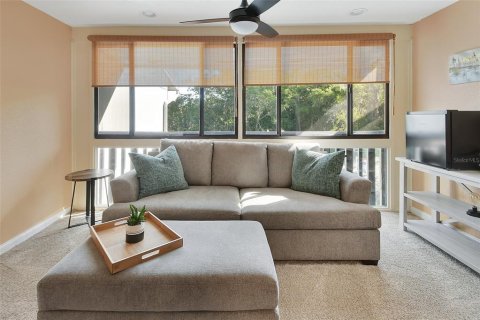 Condominio en alquiler en DeLand, Florida, 2 dormitorios, 117.06 m2 № 1879337 - foto 9