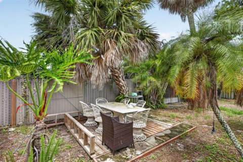 House in Port Charlotte, Florida 3 bedrooms № 2244130 - photo 28