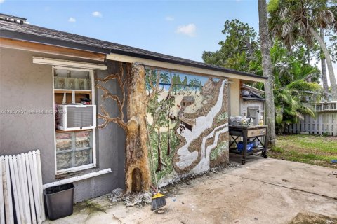 House in Port Charlotte, Florida 3 bedrooms № 2244130 - photo 24