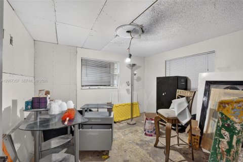 House in Port Charlotte, Florida 3 bedrooms № 2244130 - photo 20