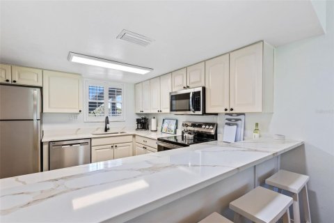 Copropriété à vendre à New Smyrna Beach, Floride: 2 chambres, 93.65 m2 № 2410115 - photo 9