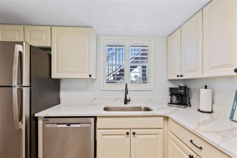 Copropriété à vendre à New Smyrna Beach, Floride: 2 chambres, 93.65 m2 № 2410115 - photo 7