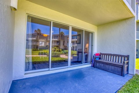 Copropriété à vendre à New Smyrna Beach, Floride: 2 chambres, 93.65 m2 № 2410115 - photo 28
