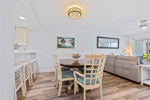 Copropriété à vendre à New Smyrna Beach, Floride: 2 chambres, 93.65 m2 № 2410115 - photo 10