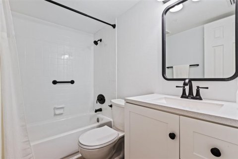 Copropriété à vendre à New Smyrna Beach, Floride: 2 chambres, 93.65 m2 № 2410115 - photo 21