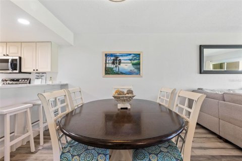 Copropriété à vendre à New Smyrna Beach, Floride: 2 chambres, 93.65 m2 № 2410115 - photo 13