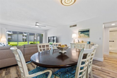Copropriété à vendre à New Smyrna Beach, Floride: 2 chambres, 93.65 m2 № 2410115 - photo 11