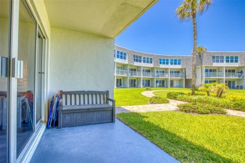 Copropriété à vendre à New Smyrna Beach, Floride: 2 chambres, 93.65 m2 № 2410115 - photo 30