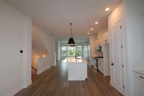 Adosado en venta en Saint Petersburg, Florida, 3 dormitorios, 181.35 m2 № 1899313 - foto 10