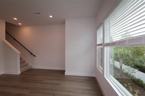 Adosado en venta en Saint Petersburg, Florida, 3 dormitorios, 181.35 m2 № 1899313 - foto 13