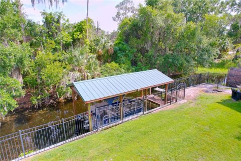 Casa en venta en Lake Wales, Florida, 3 dormitorios, 150.87 m2 № 1750513 - foto 16
