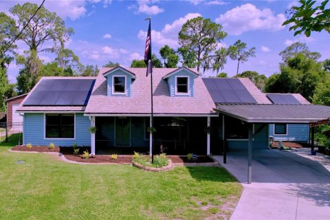 Casa en venta en Lake Wales, Florida, 3 dormitorios, 150.87 m2 № 1750513 - foto 1