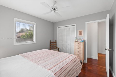 Villa ou maison à vendre à Palmetto Bay, Floride: 4 chambres, 202.34 m2 № 2004797 - photo 19