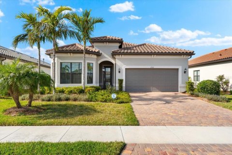 Casa en venta en Lakewood Ranch, Florida, 3 dormitorios, 195.56 m2 № 1916050 - foto 2