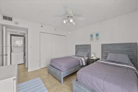 Copropriété à vendre à Aventura, Floride: 2 chambres, 105.17 m2 № 2035287 - photo 17
