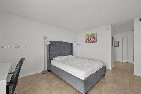 Copropriété à vendre à Aventura, Floride: 2 chambres, 105.17 m2 № 2035287 - photo 20