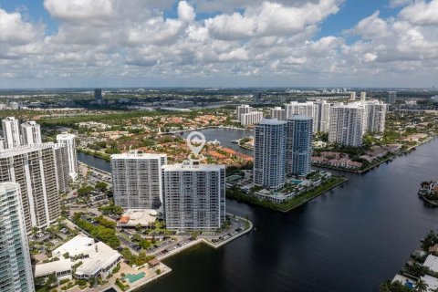 Copropriété à vendre à Aventura, Floride: 2 chambres, 105.17 m2 № 2035287 - photo 28