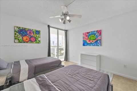 Copropriété à vendre à Aventura, Floride: 2 chambres, 105.17 m2 № 2035287 - photo 16