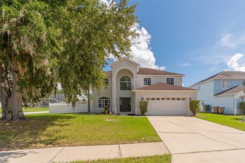 Villa ou maison à Kissimmee, Floride 4 chambres, 264.49 m2 № 2368690