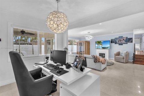 Купить виллу или дом в Майами-Спрингс, Флорида 3 спальни, № 2059072 - фото 12