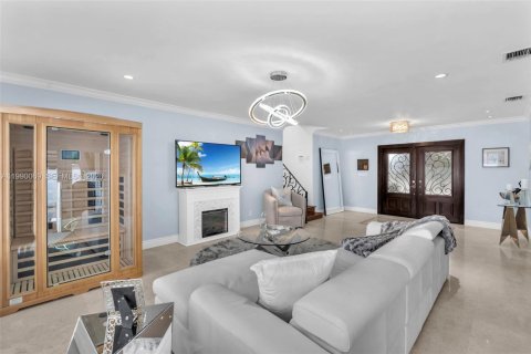 Купить виллу или дом в Майами-Спрингс, Флорида 3 спальни, № 2059072 - фото 7