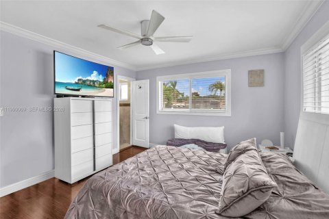 Купить виллу или дом в Майами-Спрингс, Флорида 3 спальни, № 2059072 - фото 21